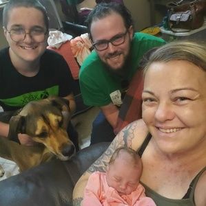 Meet your Posher, Sabrina